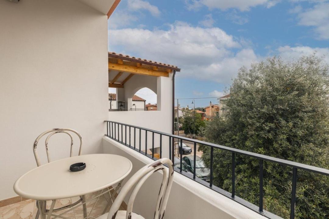 B&B Antico Telaio Santa Maria Navarrese Exterior photo